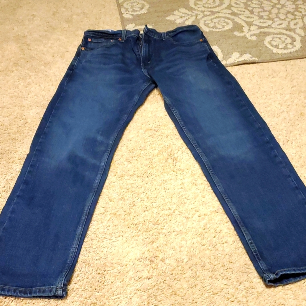 Levi's